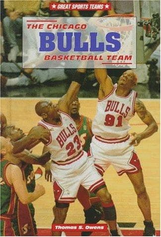 Cover of The Chicago Bulls basketball team by Tom Owens