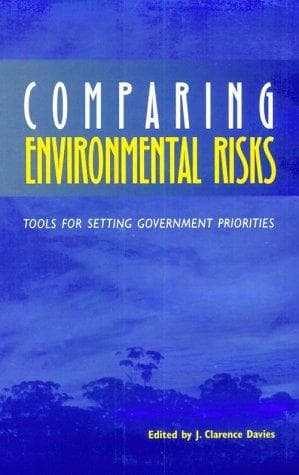 Cover of Comparing Environmental Risks by J. Clarence Davies