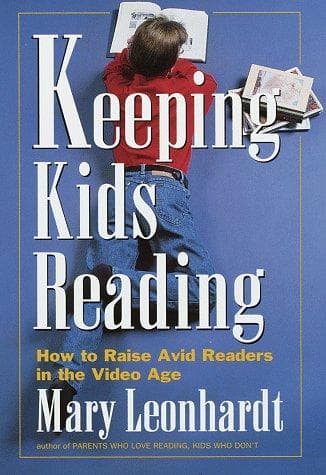 Cover of Keeping kids reading by Mary Leonhardt