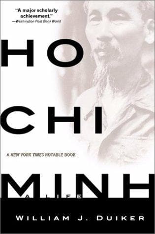 Cover of HO CHI MINH by William J. Duiker