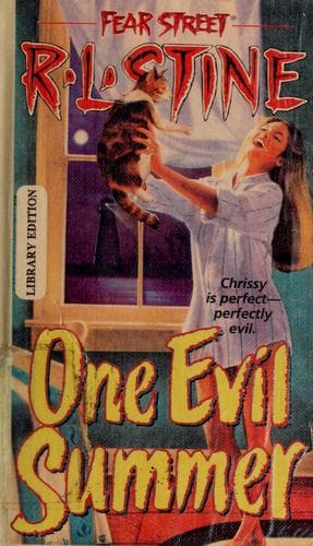 Cover of Fear Street - One Evil Summer by Robert Lawrence Stine