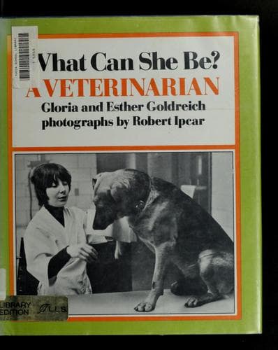 Cover of What can she be? A Farmer by Gloria Goldreich