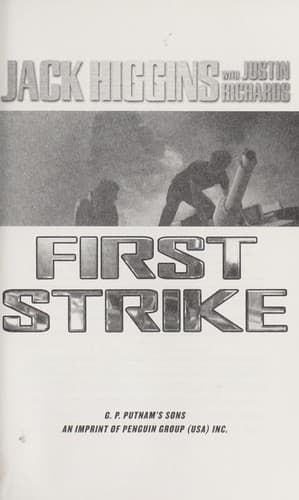 Cover of First strike by Henry Patterson