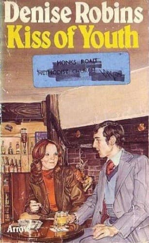 Cover of Kiss of Youth by Denise Robins