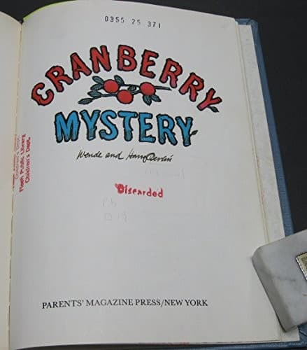 Cover of Cranberry Mystery by Wende Devlin