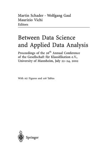 Cover of Between data science and applied data analysis by Gesellschaft für Klassifikation. Jahrestagung